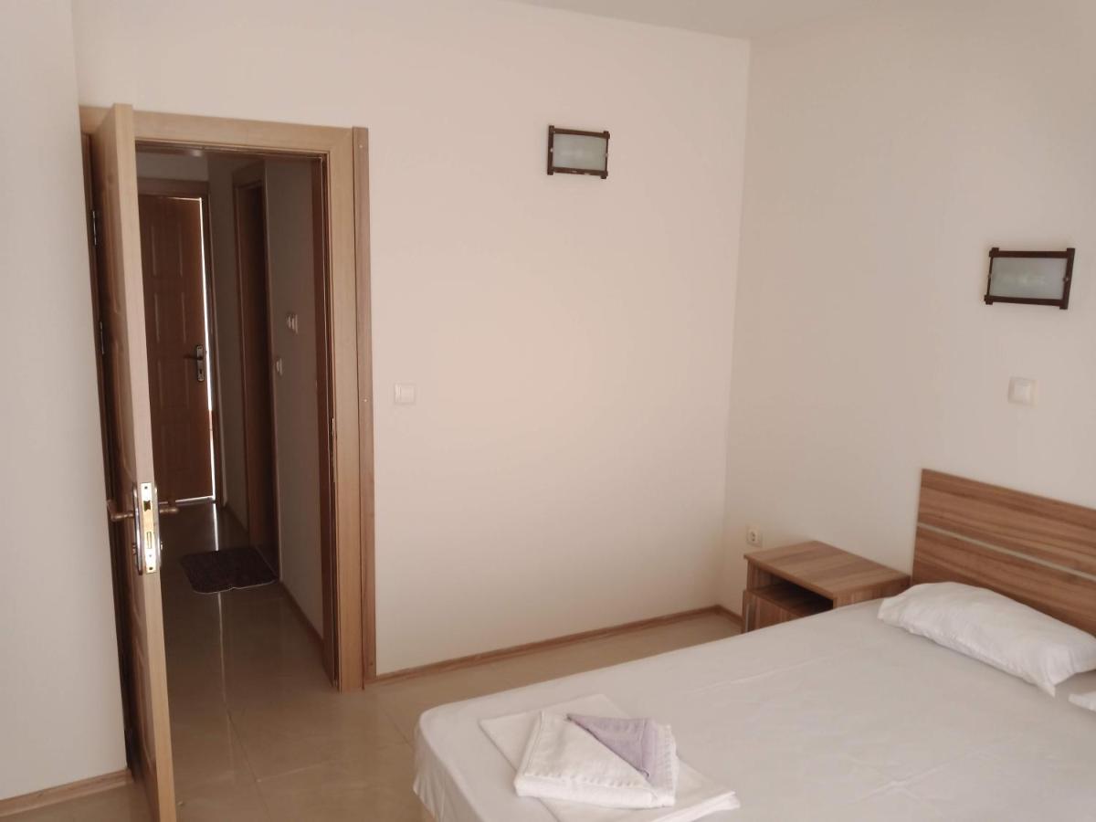 Къмпинг Градина - Garden Beach Apartments Sozopol Buitenkant foto