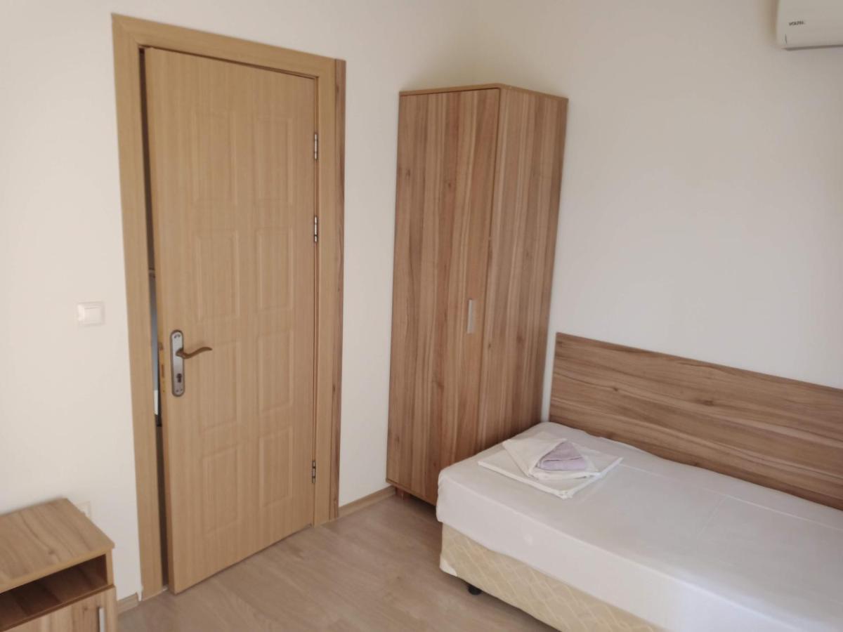 Къмпинг Градина - Garden Beach Apartments Sozopol Buitenkant foto