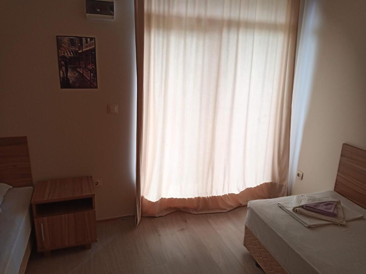 Къмпинг Градина - Garden Beach Apartments Sozopol Buitenkant foto